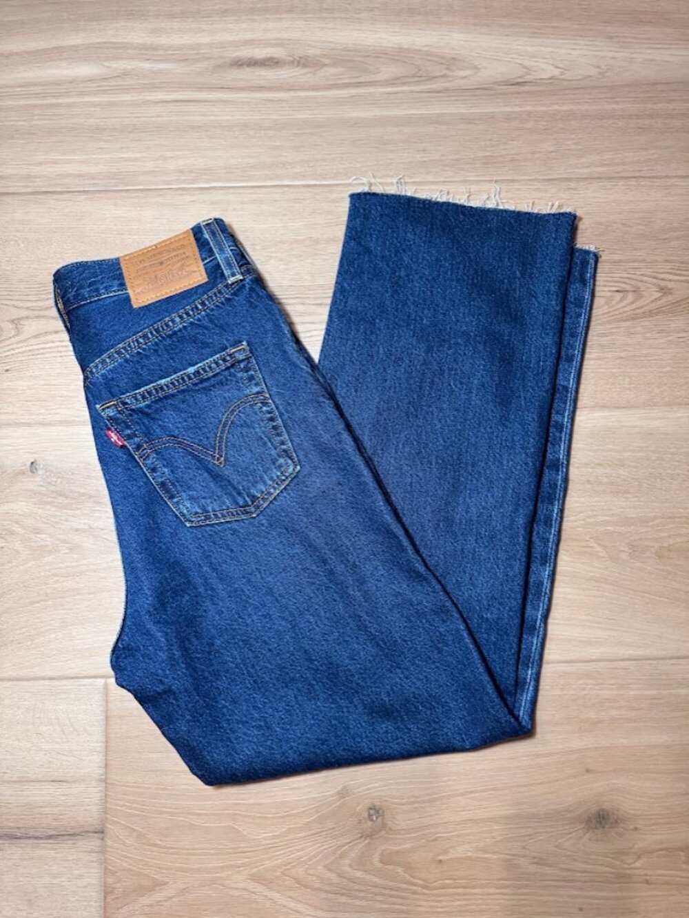 Levi's Ribcage Straight Ankle Jeans 26x27 High Rise Raw Hem 90s Dark Wash NWOT